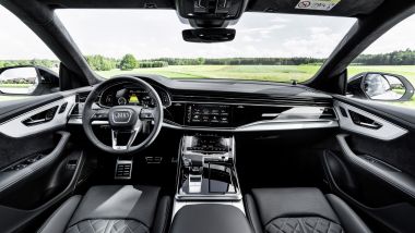 Audi Q8 plug-in hybrid: gli interni