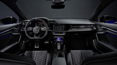 Audi RS 3 performance edition: gli interni
