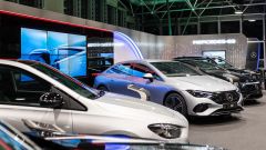 Auto elettrica, rivoluzione concessionarie. I casi Dacia e Mercedes