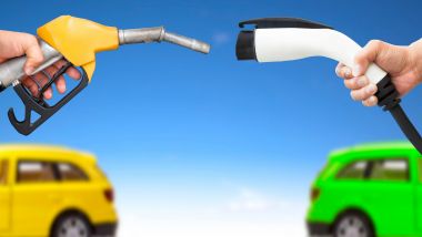 Auto elettrica vs auto tradizionale: in materia di incentivi, non c'è partita