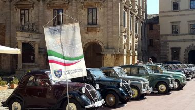 Auto storiche: la delibera del Comune di Milano favorisce le ''vecchiette''