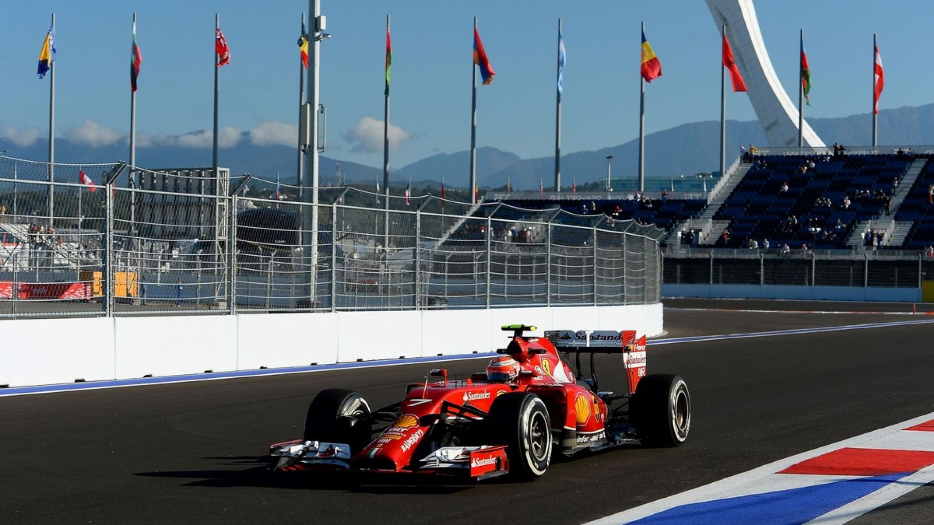 1 этап формулы 1 2019. F1 Сочи 2021. Формула 1 Феррари 2014. Трасса формулы 1 в Сочи. Сочи автодром формула 1 2020.