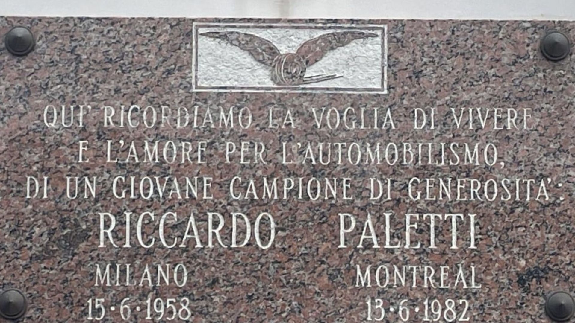Targa Commemorativa Da Giardino A Forma Di Cuore – Con Farfalla E Fiore – Paletto Per Cimitero - 3