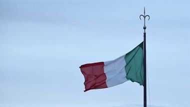 Bandiera dell'Italia a mezz'asta