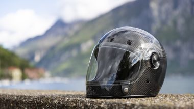 Bell Bullit GT: tra fibra di vetro e fibra di carbonio ''ballano'' solo 100 g a parità di taglia