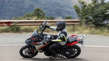 Benelli TRK 702X: ancora valida la promo che offre nel prezzo il tris di valigie