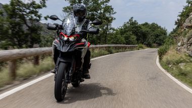 Benelli TRK 702X Dune Sea: comoda e divertente su strada