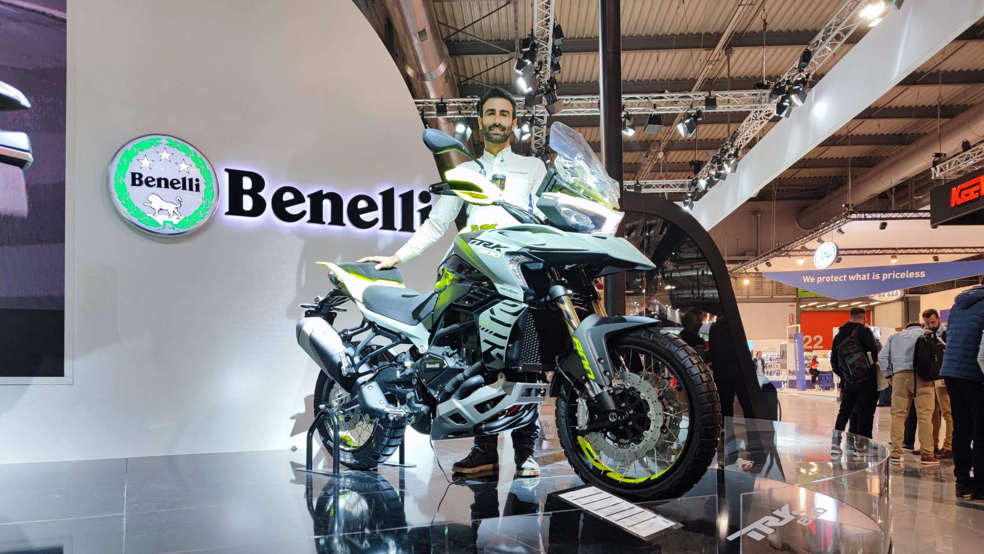 Nuova Benelli TRK 800 2023: info, data d'arrivo e prezzo