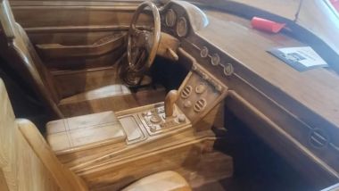 Bentley Continental GT di legno: abitacolo riprodotto fedelmente e prezzo di quasi 100.000 euro