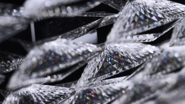 Bentley: dettaglio sui cristalli che creano giochi di luce esclusivi