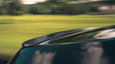 Bentley Fying Spur con la nuova Styling Specification, nuovo è lo spoiler sulla coda