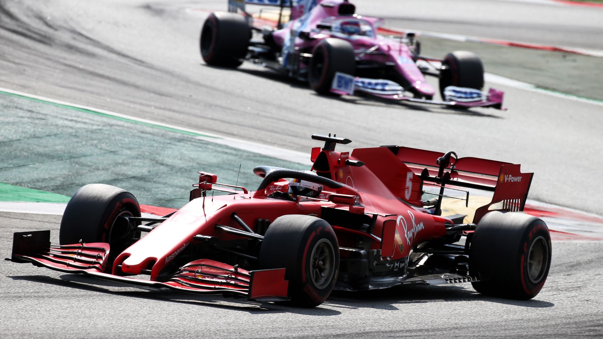 Ferrari a una sosta: i meriti di Leclerc e Vettel