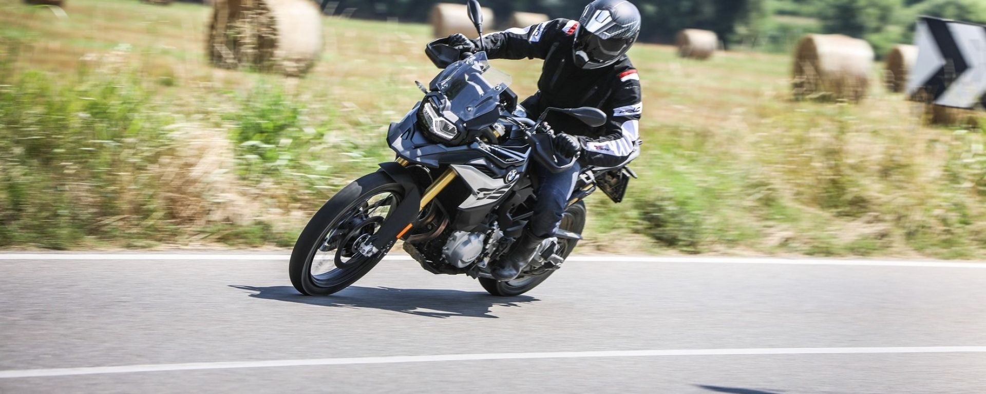 Nuova BMW F 850 GS 2018 prova, opinioni, prezzo, colori, accessori MotorBox