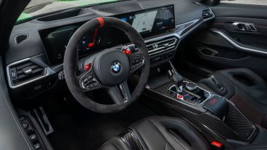 BMW M3 CS: il posto guida