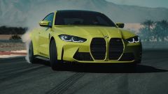 Nuova BMW M4 Coupé cambio manuale: le prove drift in video