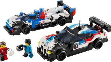 BMW M4 GT3 ed M Hybrid V8 by Lego: per ingannare il tempo in vista di Le Mans
