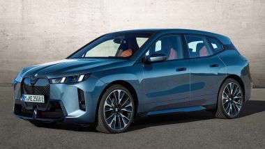 BMW Model Year 2025: il rinnovato maxi SUV iX 100% a batterie