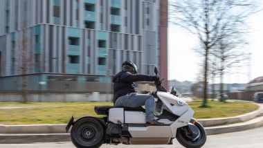 BMW: non solo lo scooter elettrico CE 04 nei piani di Monaco...