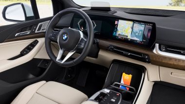 BMW Serie 2 Active Tourer 2022 Luxury, il posto guida