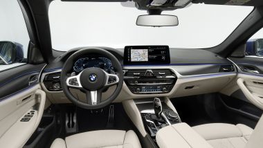BMW Serie 5 2020 Sedan: interni più raffinati e lussuosi