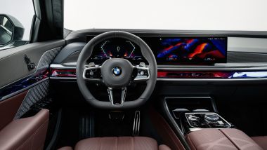 BMW Serie 7: gli interni