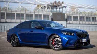 BMW vs Mercedes-Benz: ottimi risultati di vendite per il reparto sportivo M di BMW