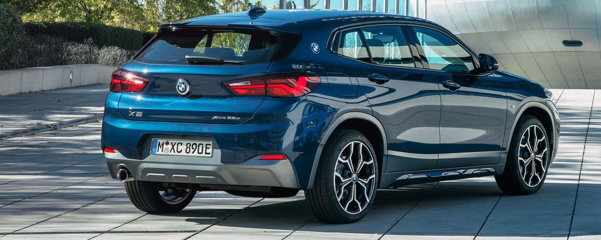 Bmw X2 Xdrive25e La Bmw X2 Plug In Hybrid 2020 Motorbox