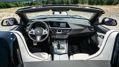 BMW Z4 2023: gli interni
