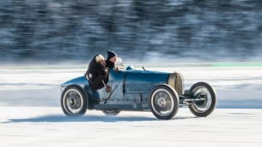 Bugatti a The ICE: anche i modelli d'epoca della casa di Molsheim sul ghiaccio svizzero