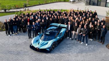 Bugatti Bolide: l'ultima hypercar racing di Molsheim durante la cerimonia di consegna