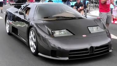 Bugatti EB110 SS con carbonio a vista: forse unica al mondo?