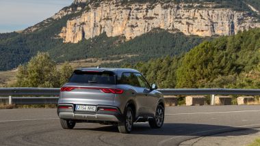 BYD Atto 2 DM-i: potenza di 166 CV o 212 Cv e autonomia EV da 40 a 90 km