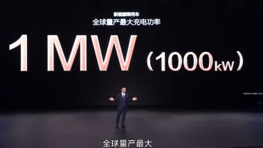 BYD Super e-Platform: in Cina, ricarichi a 1.000 kW