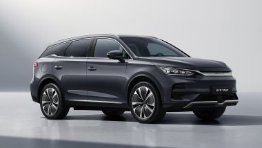 BYD Tang: il SUV si rinnova e debutta in Europa al Salone dell'Auto di Ginevra