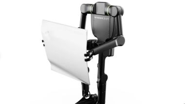 Calvin-40: l'androide non sostituisce gli operatori umani ma li affianca