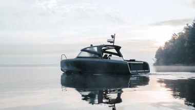 Candela C-8 ''powered by Polestar'' è l'ultima novità di un costruttore di barche premium svedese