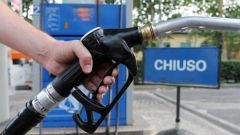 Caos accise carburanti, benzinai in sciopero dal 24 al 27 gennaio