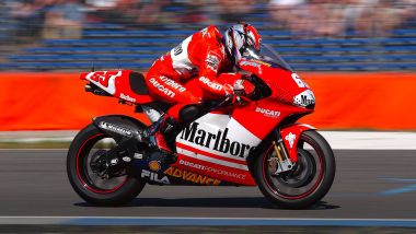 Capirossi sulla Ducati Desmosedici GP3 2003