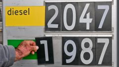 Benzina, le ultime decisioni del governo: bonus benzina, prezzi trasparenti