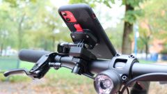 Celly SnapBike: la prova del supporto per e-bike e monopattini