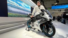 Cfmoto 675SR-R: caratteristiche e prezzo in video