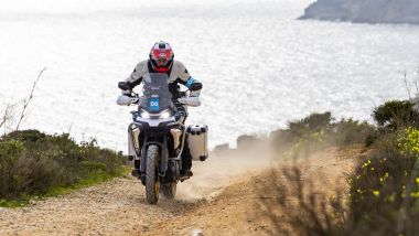 CFMOTO 700MT ADV, il fuoristrada leggero è alla sua altezza