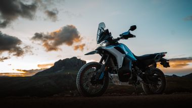 CFMOTO 800MT-X: un'adventure ''media'' con un ottimo rapporto tra dotazione, caratteristiche e prezzo