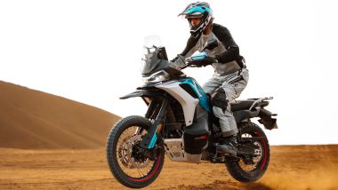 Cfmoto: nuova 800MT-X 2025