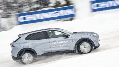 Changan Winter Experience: come gestire acceleratore e sterzo sulla neve con e senza ADAS