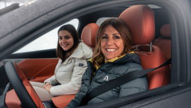 Changan Winter Experience: la campionessa olimpica Deborah Compagnoni al volante di Deepal S05 AWD