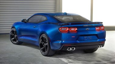 Chevrolet Camaro: un esemplare per la polizia della California, qui il modello di serie