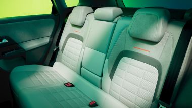 Citroen C5 Aircross PLUS più comoda per i passeggeri posteriori