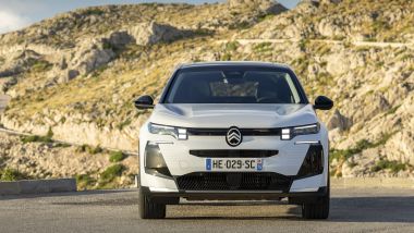 Citroen C5 Aircross: un design audace con linee muscolose e aerodinamiche