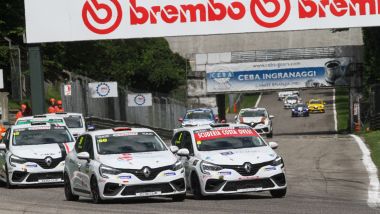 Clio Cup Europe 2021, Monza: bagarre in pista
